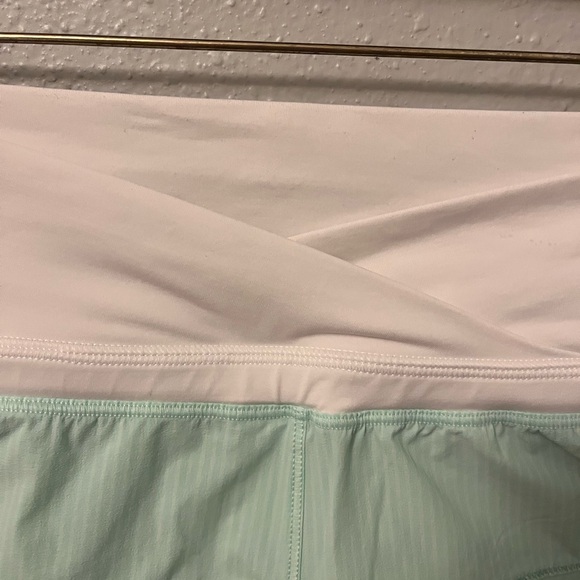 Lululemon Run Pace Short SZ:6 - Picture 11 of 11